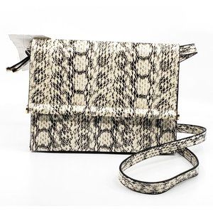 NWOT Alfani Green Mini Toggle Crossbody $49.50